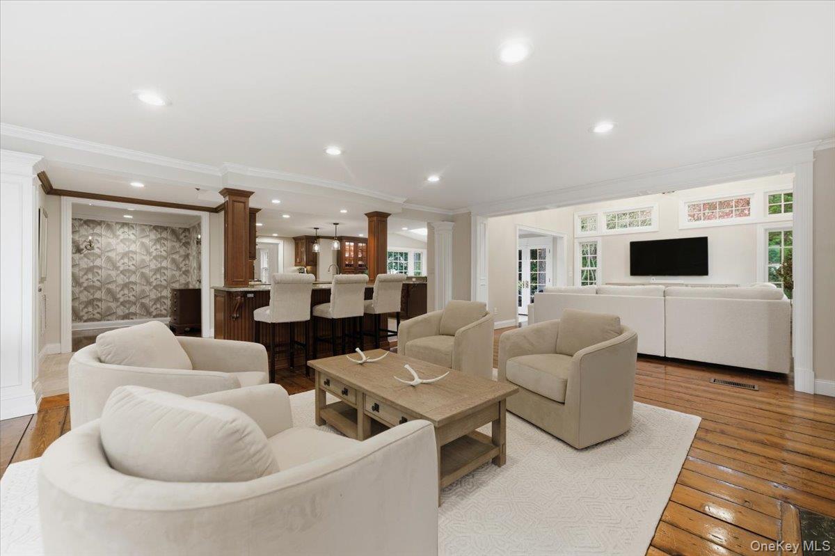 #16 photo, 5 Kanes Lane, Huntington Bay , NY 11743