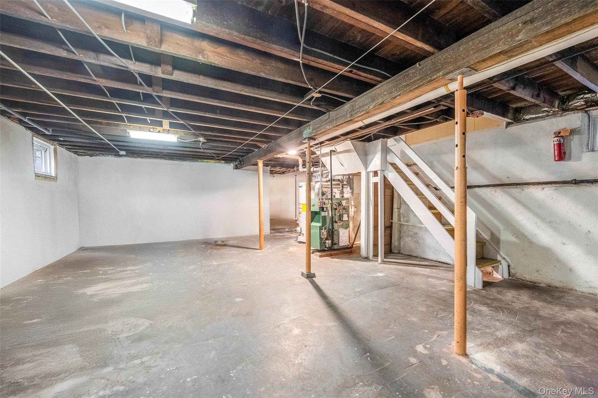 #19 photo, 24358 144th Avenue, Rosedale , NY 11422