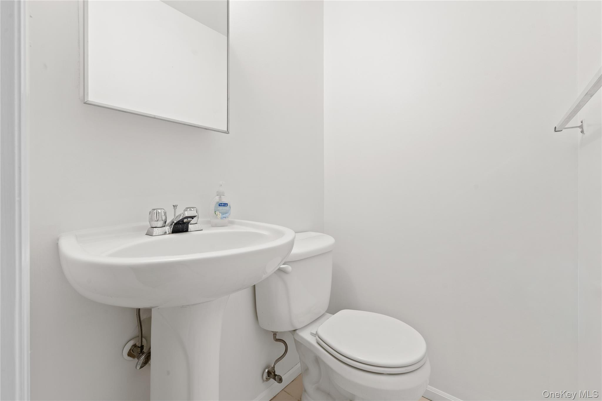 #14 photo, 399 Birchwood Road, Brookhaven , NY 11763