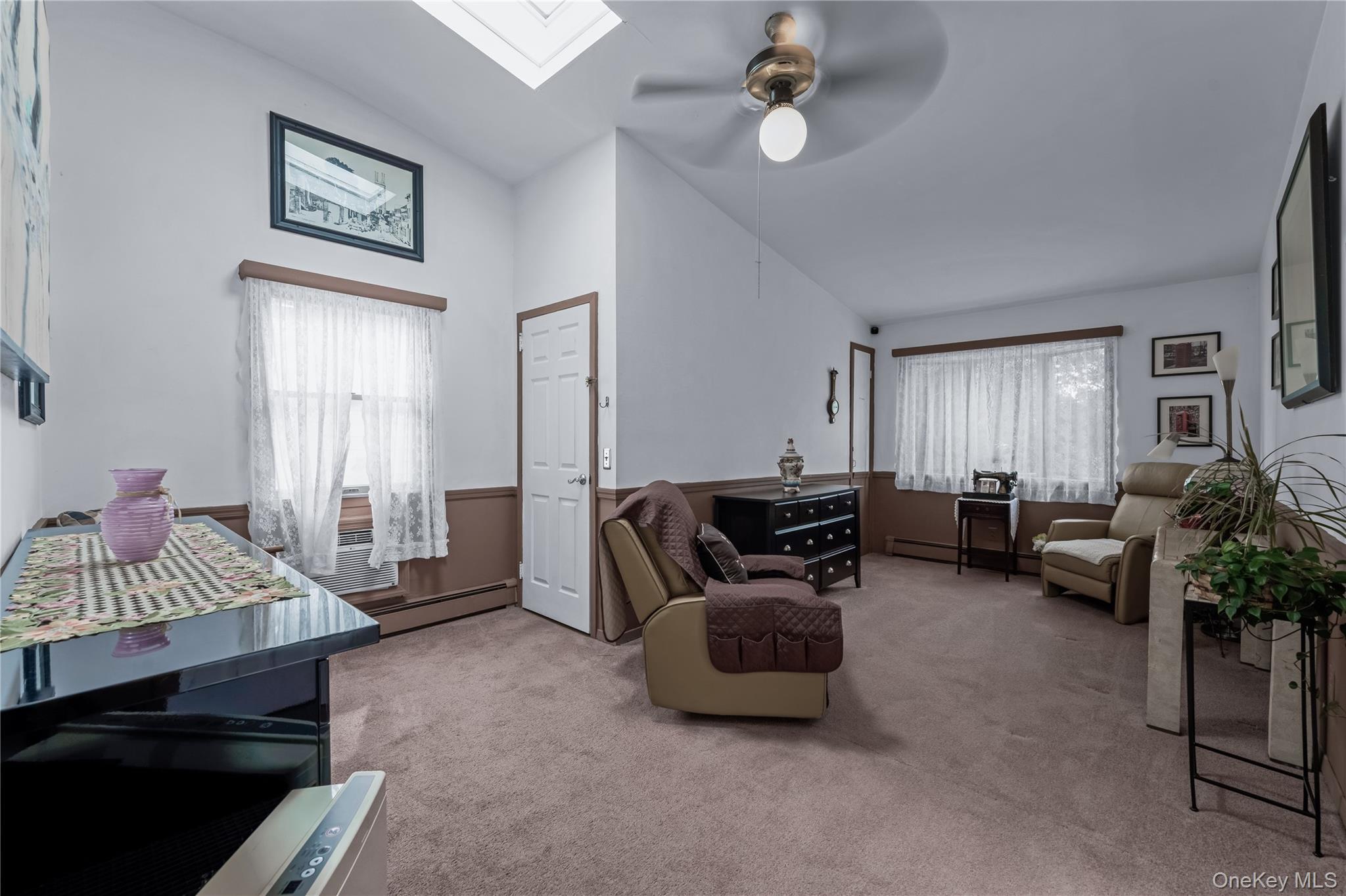 #12 photo, 6 Fernwood Terrace, Stewart Manor , NY 11530