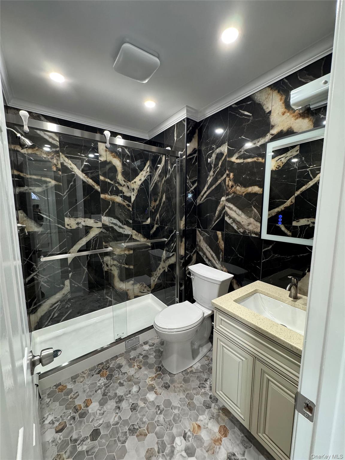 #6 photo, 381 Grace Street, Holbrook , NY 11741