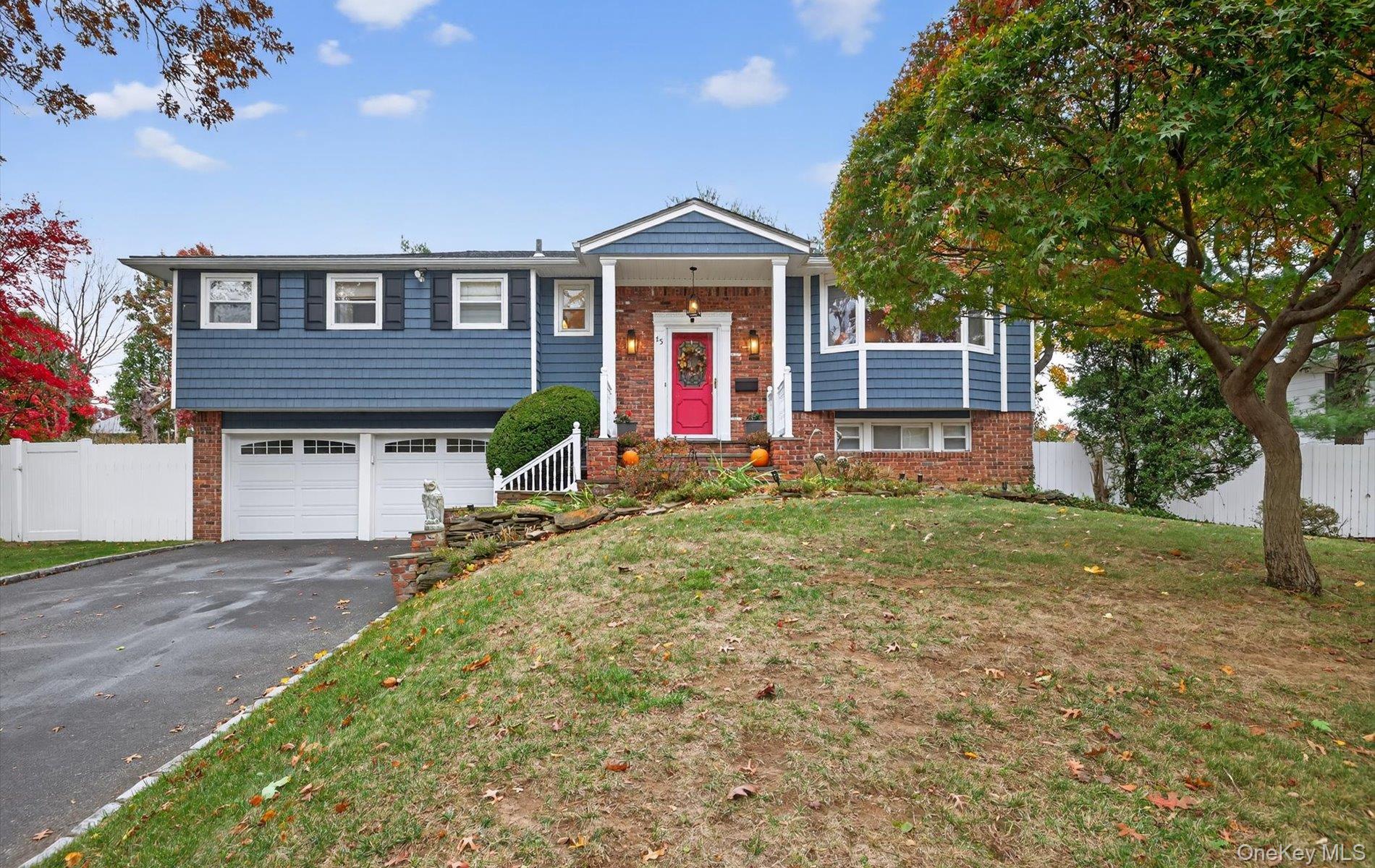 #1 photo, 15 Duke Place, Glen Cove , NY 11542