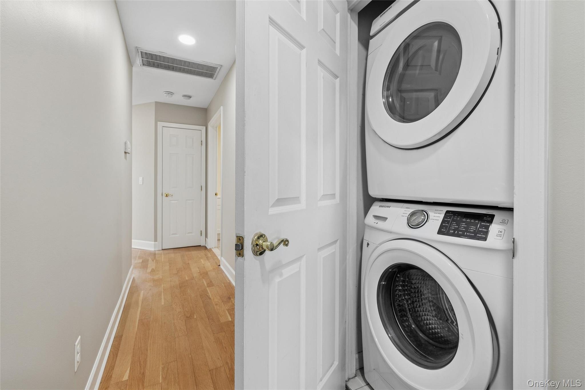 #14 photo, 706 Willow Pond Drive, Riverhead , NY 11901