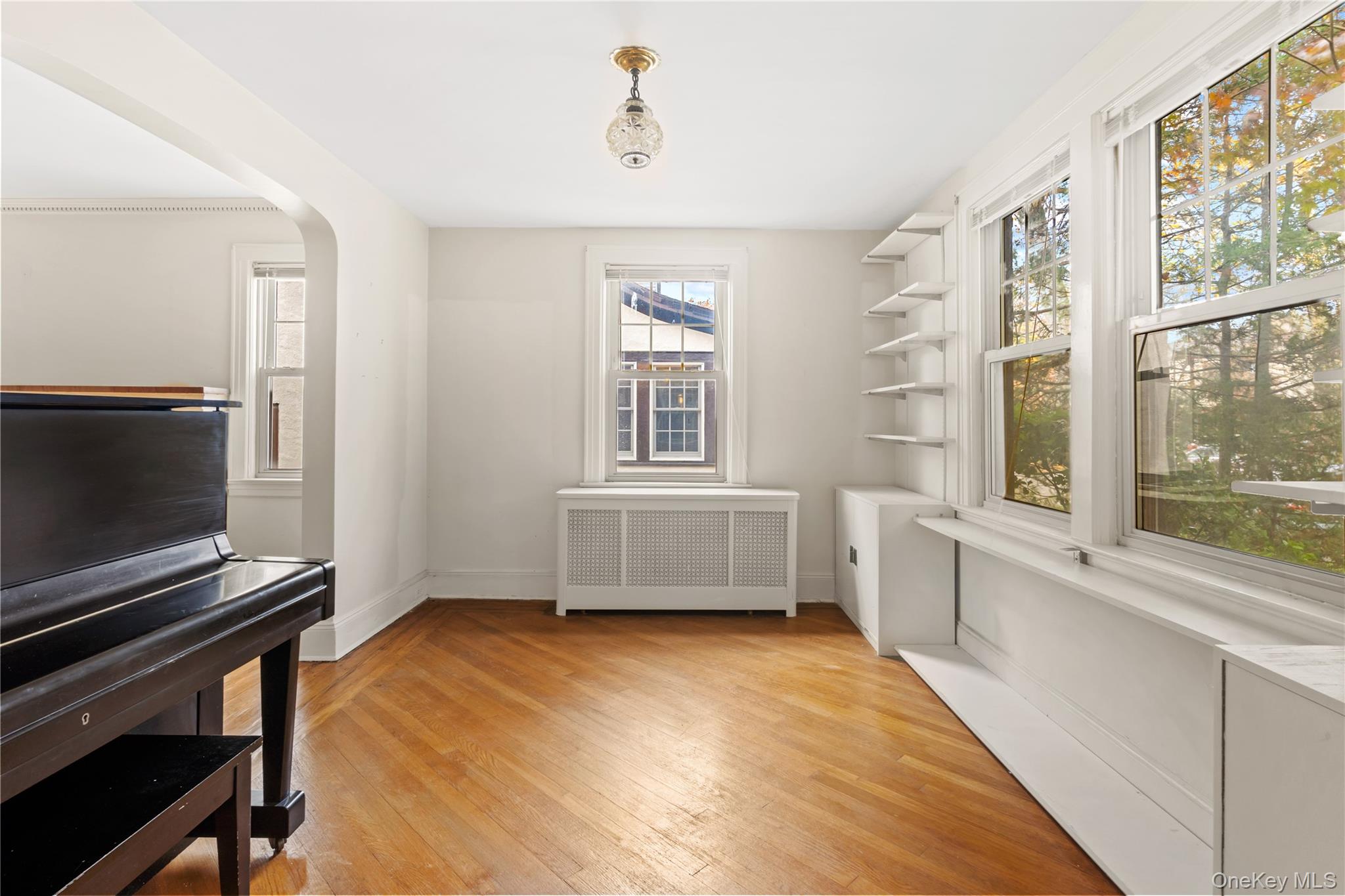 #6 photo, 70-50 Ingram Street, Forest Hills , NY 11375