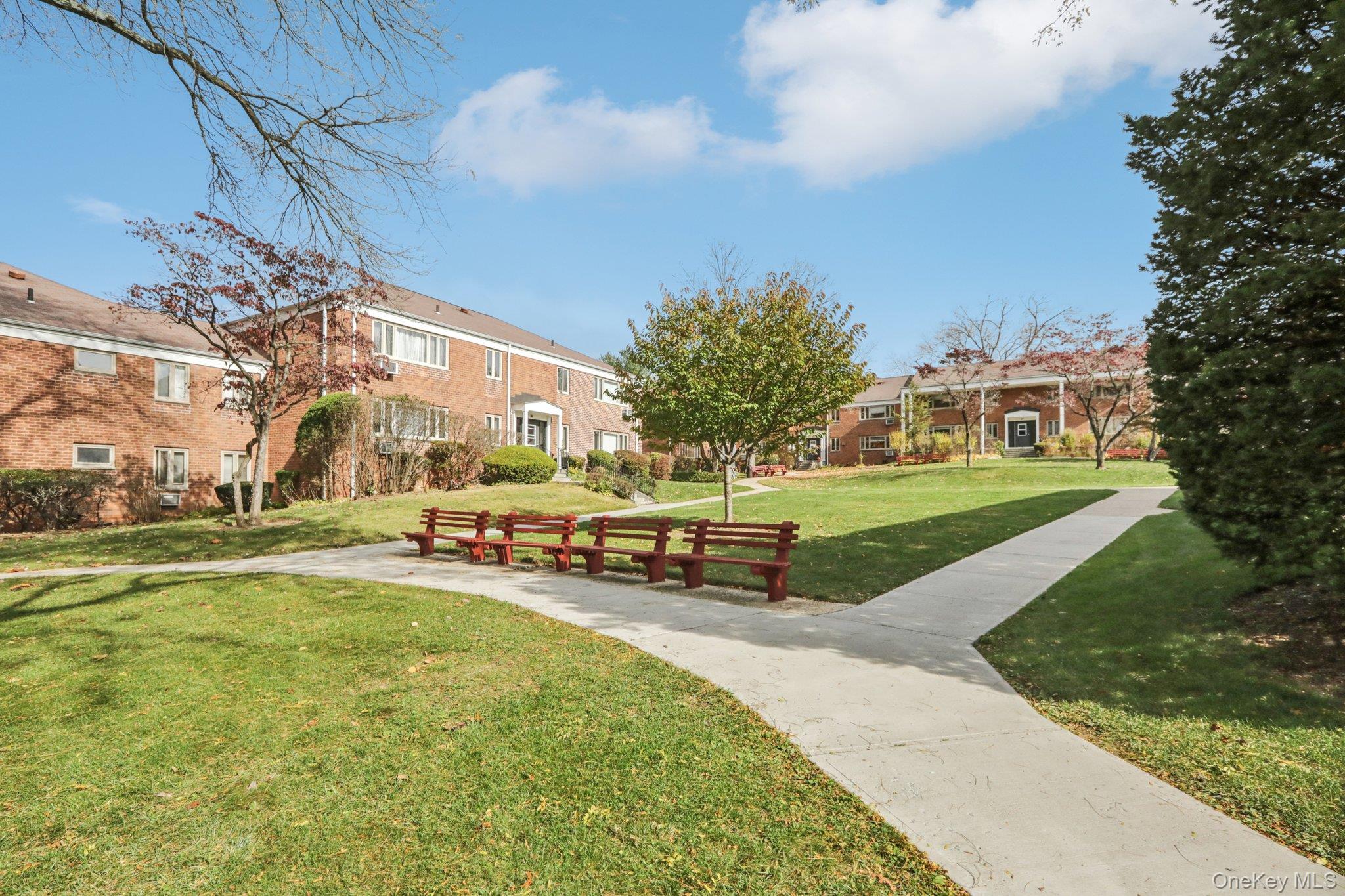 #1 photo, 40 Lawrence Drive, White Plains , NY 10603