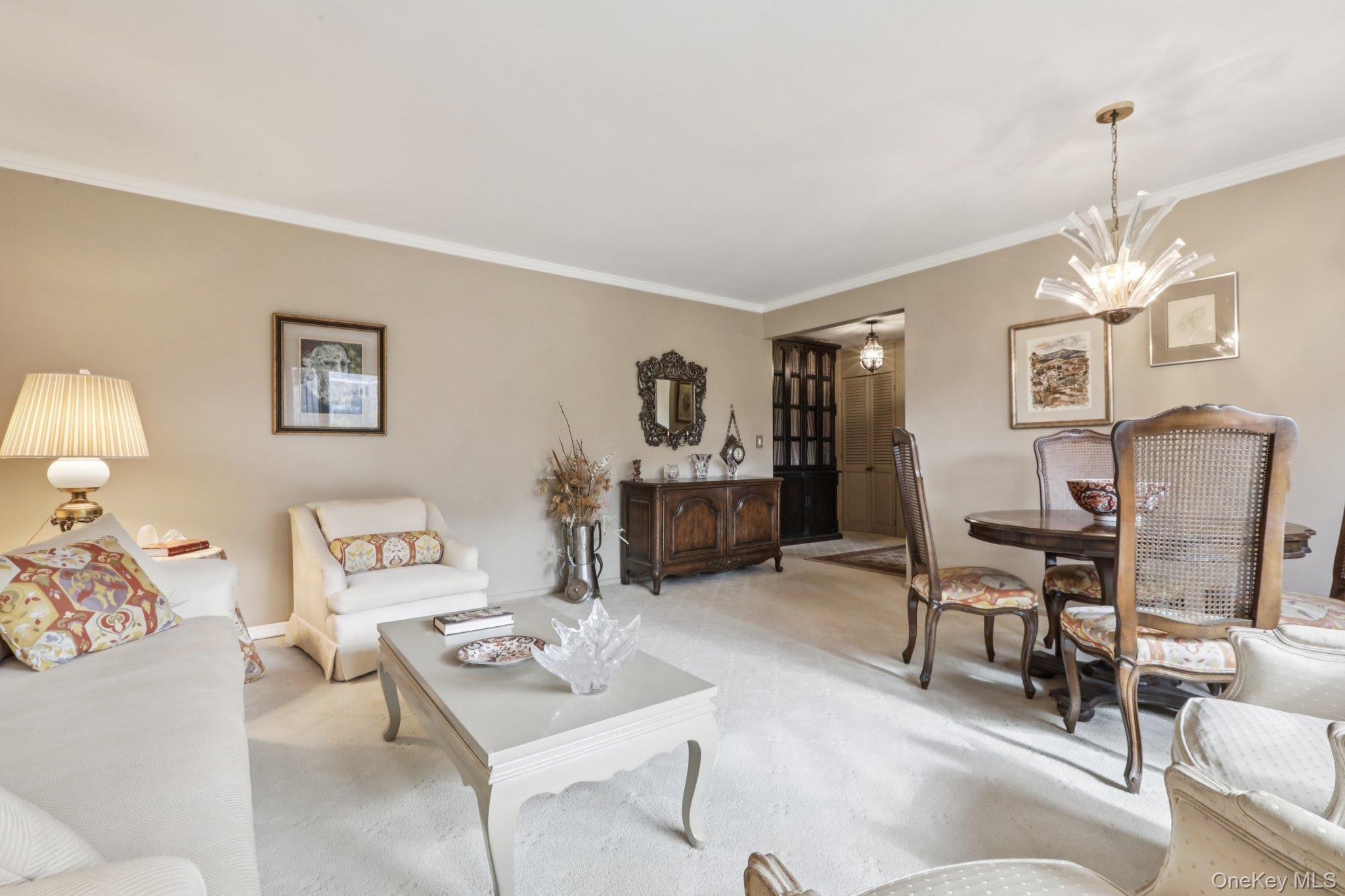 #5 photo, 40 Lawrence Drive, White Plains , NY 10603