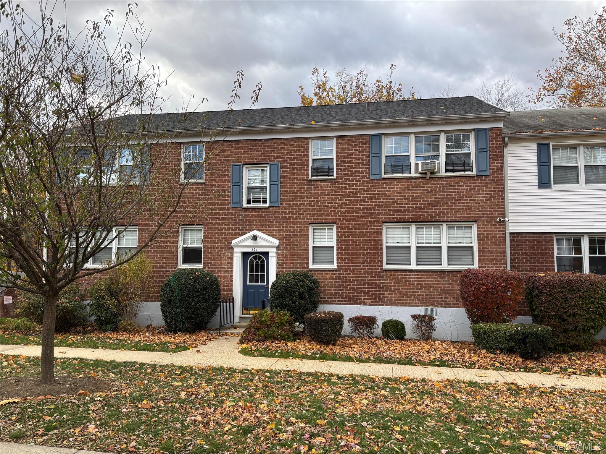 #1 photo, 121 Columbus Avenue, Harrison , NY 10604