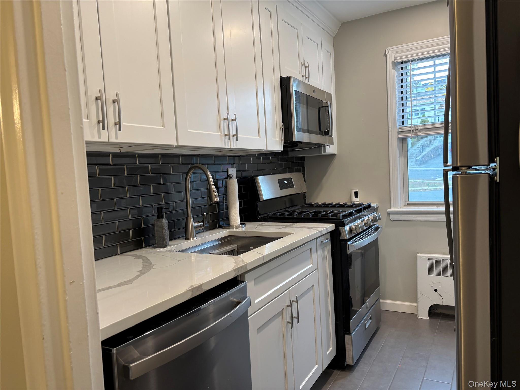 #14 photo, 121 Columbus Avenue, Harrison , NY 10604