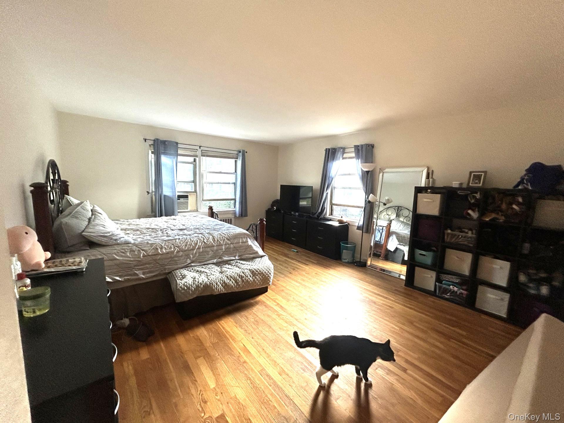 #9 photo, 79 N Broadway, White Plains , NY 10603