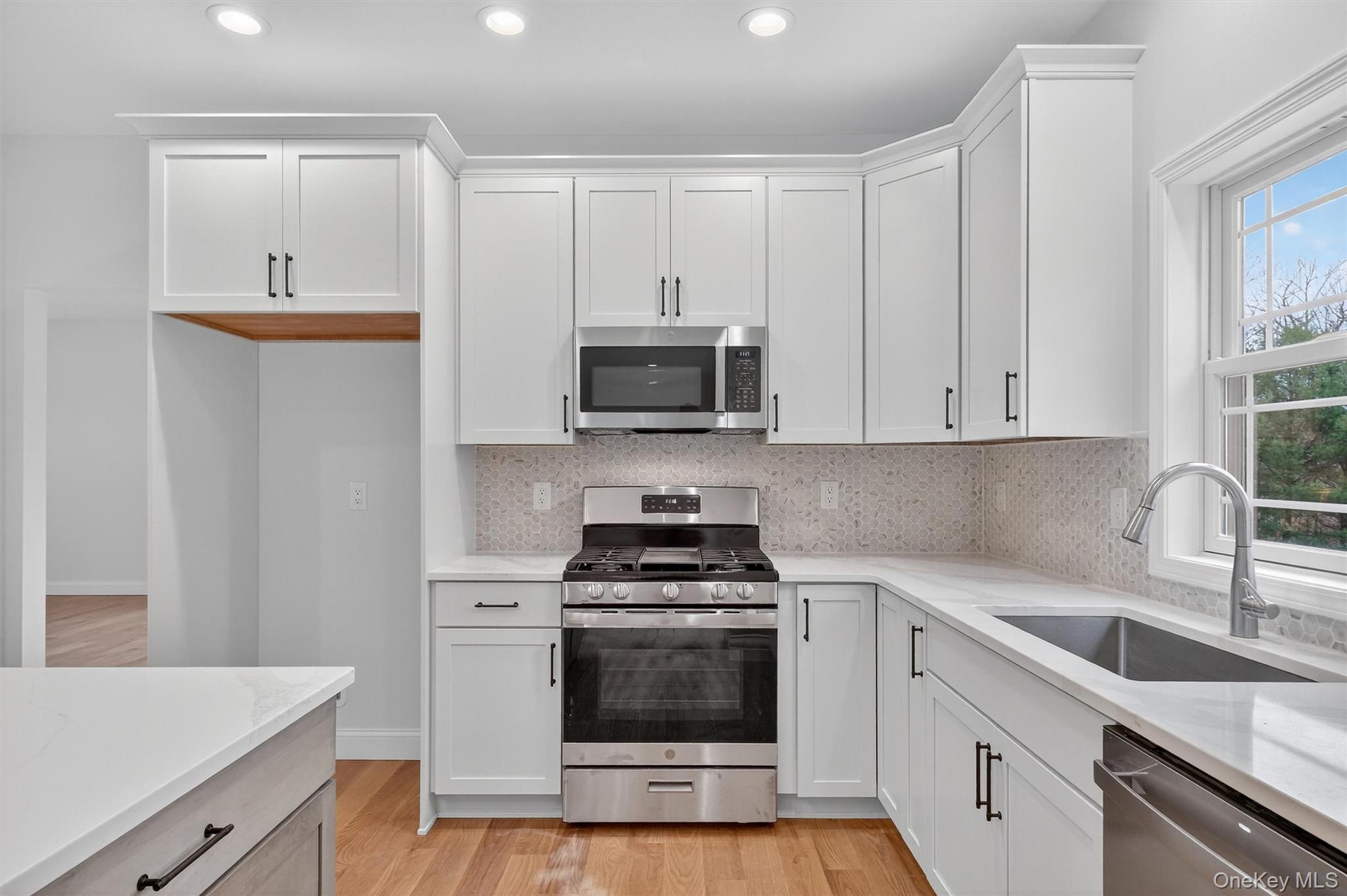 #13 photo, 32 Meadow View Court, Lagrangeville , NY 12540