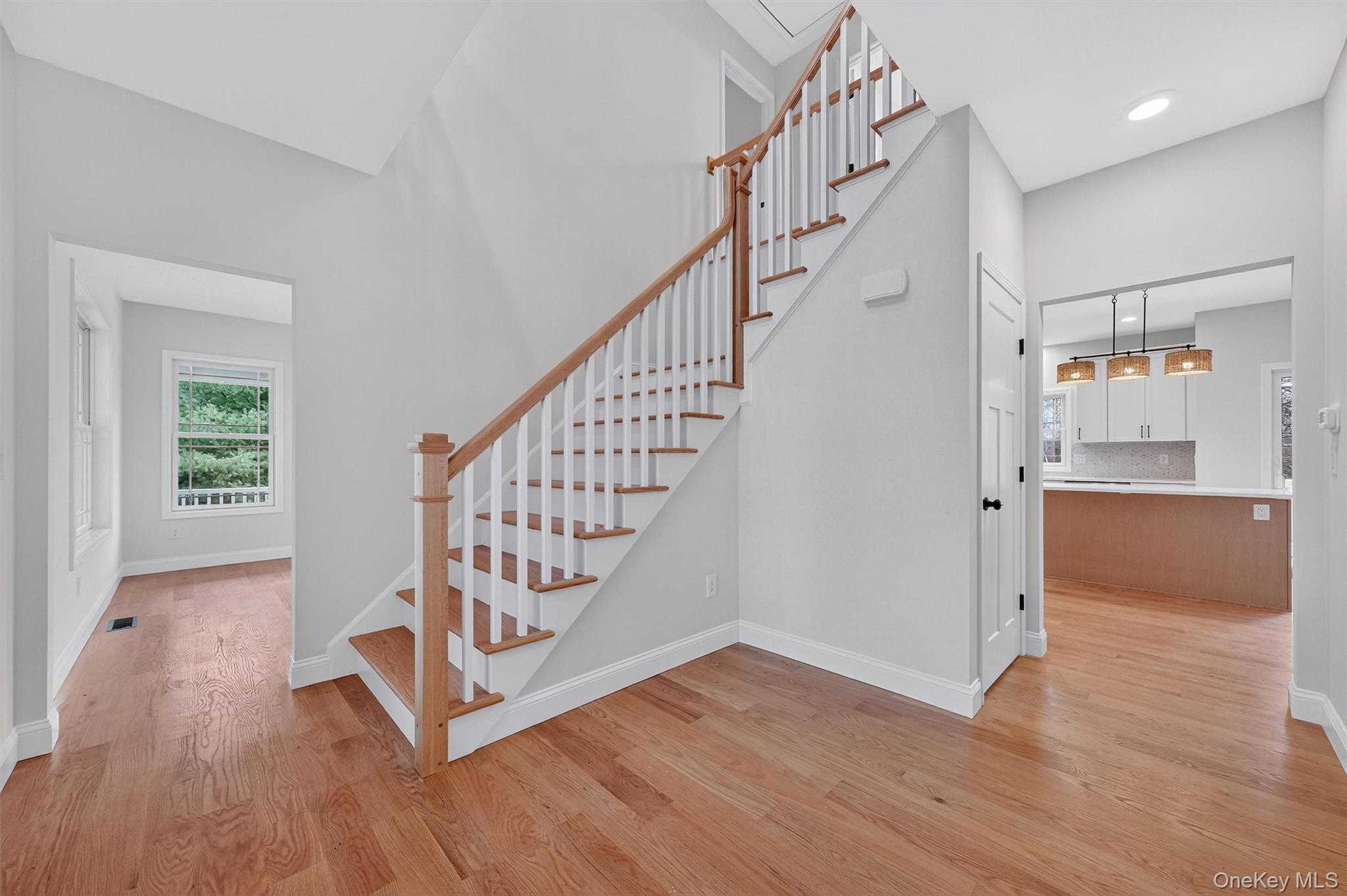 #5 photo, 32 Meadow View Court, Lagrangeville , NY 12540