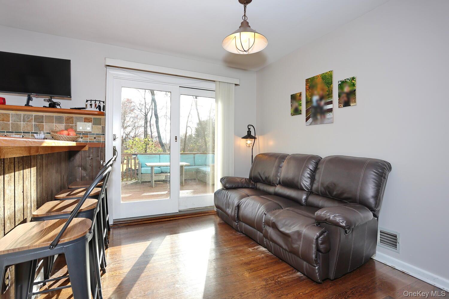 #7 photo, 19 Augur Road, Suffern , NY 10901