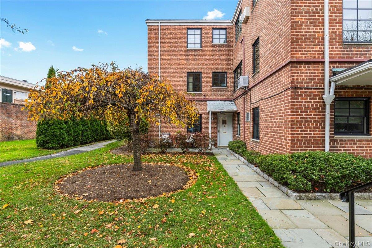 #1 photo, 181 Purchase Street, Rye , NY 10580