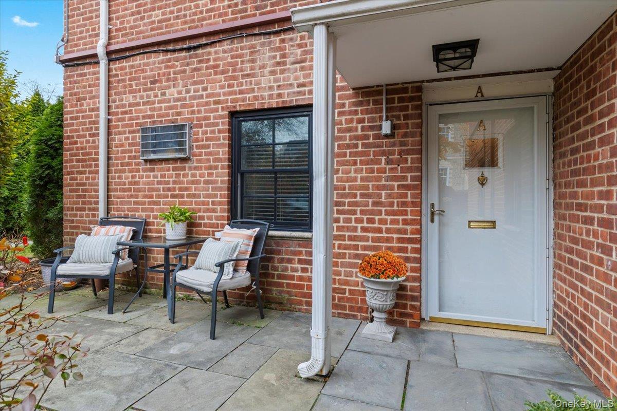 #2 photo, 181 Purchase Street, Rye , NY 10580