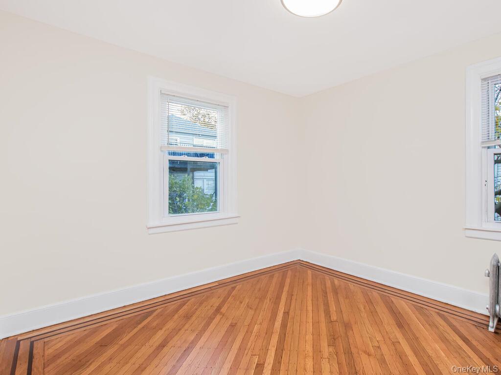 #18 photo, 1813 Willow Lane, Bronx , NY 10461