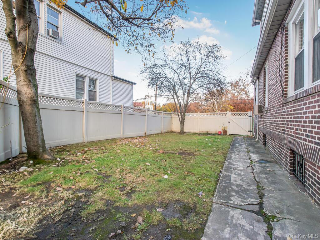 #6 photo, 1813 Willow Lane, Bronx , NY 10461
