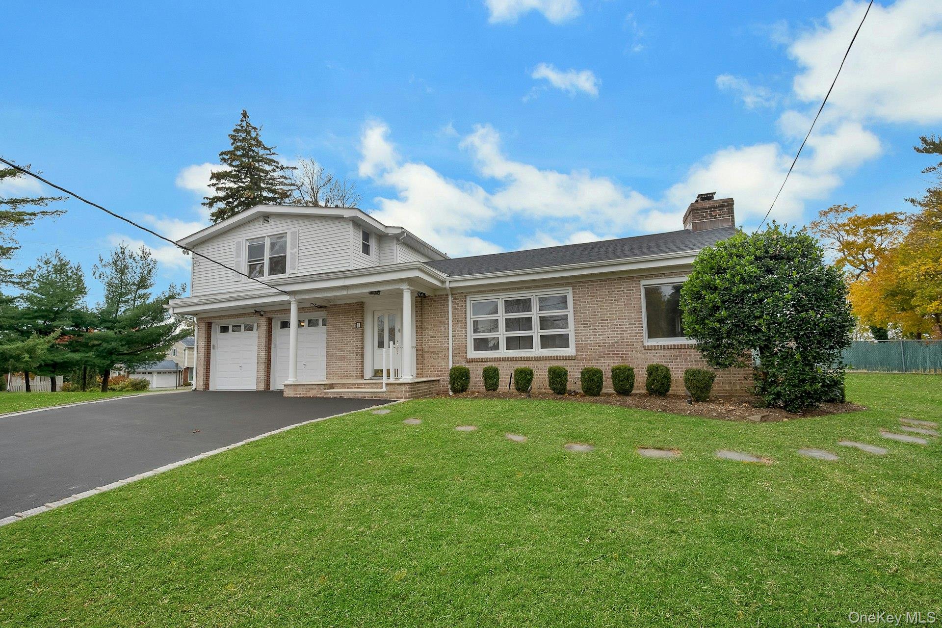 #2 photo, 1 Echo Bay Place, New Rochelle , NY 10805