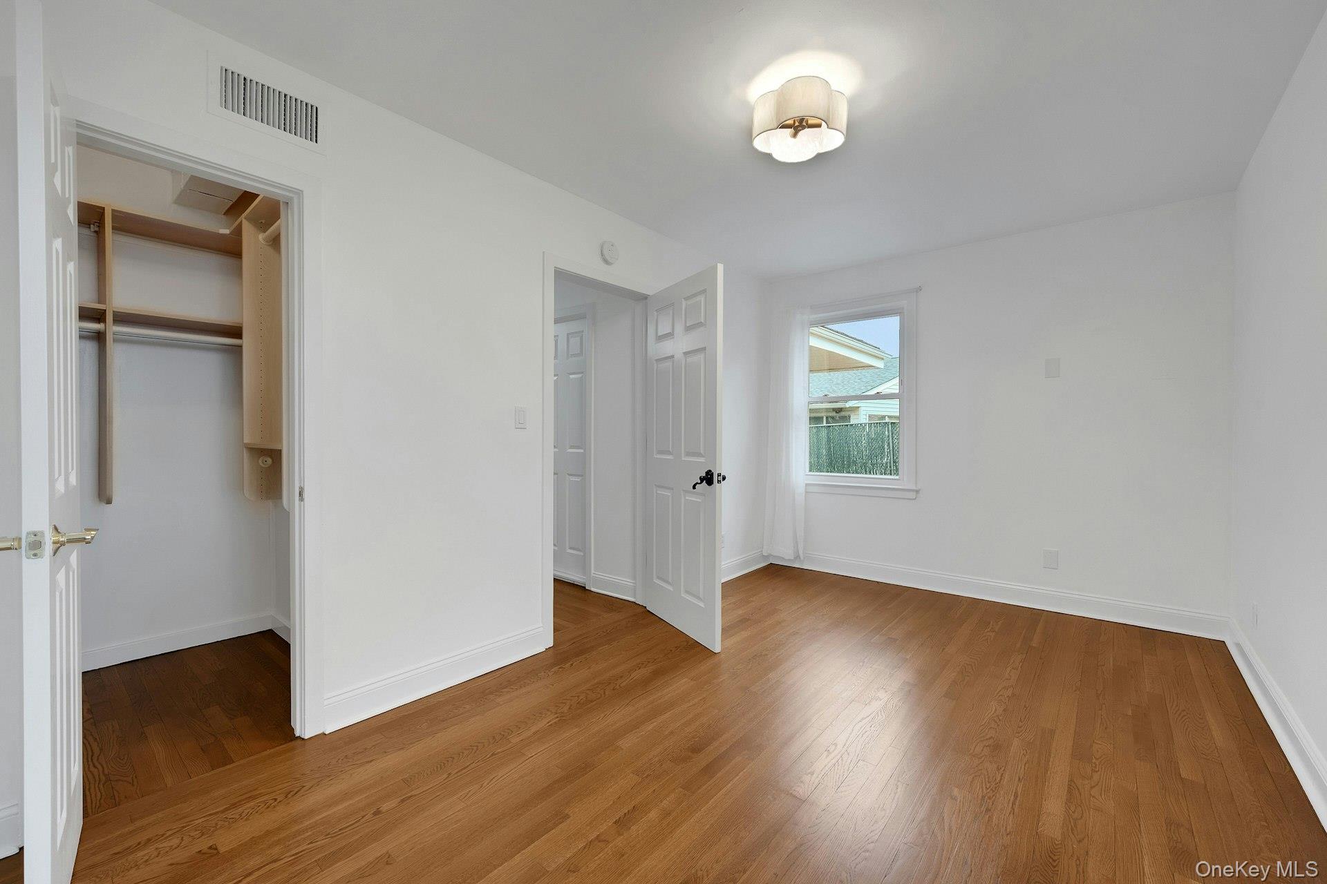 #20 photo, 1 Echo Bay Place, New Rochelle , NY 10805