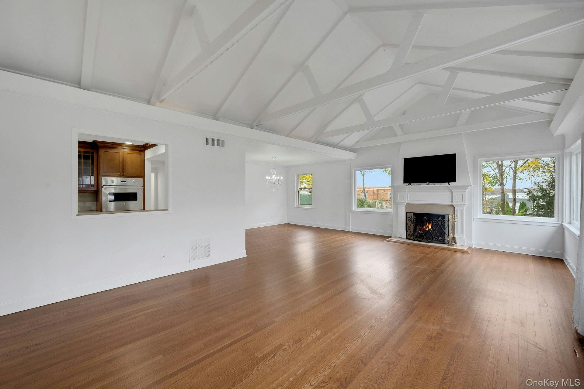 #6 photo, 1 Echo Bay Place, New Rochelle , NY 10805