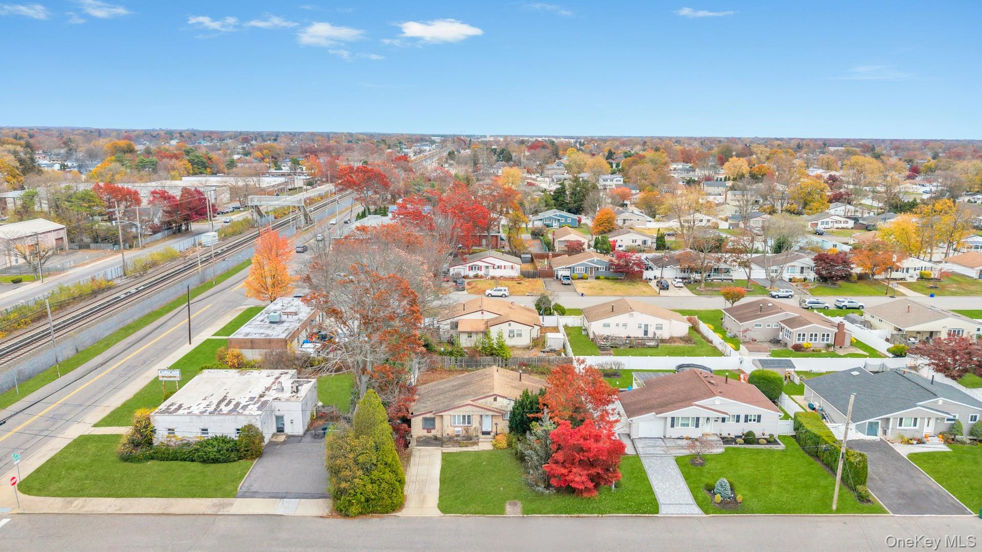 #11 photo, 13 W 15th Street, Deer Park , NY 11729