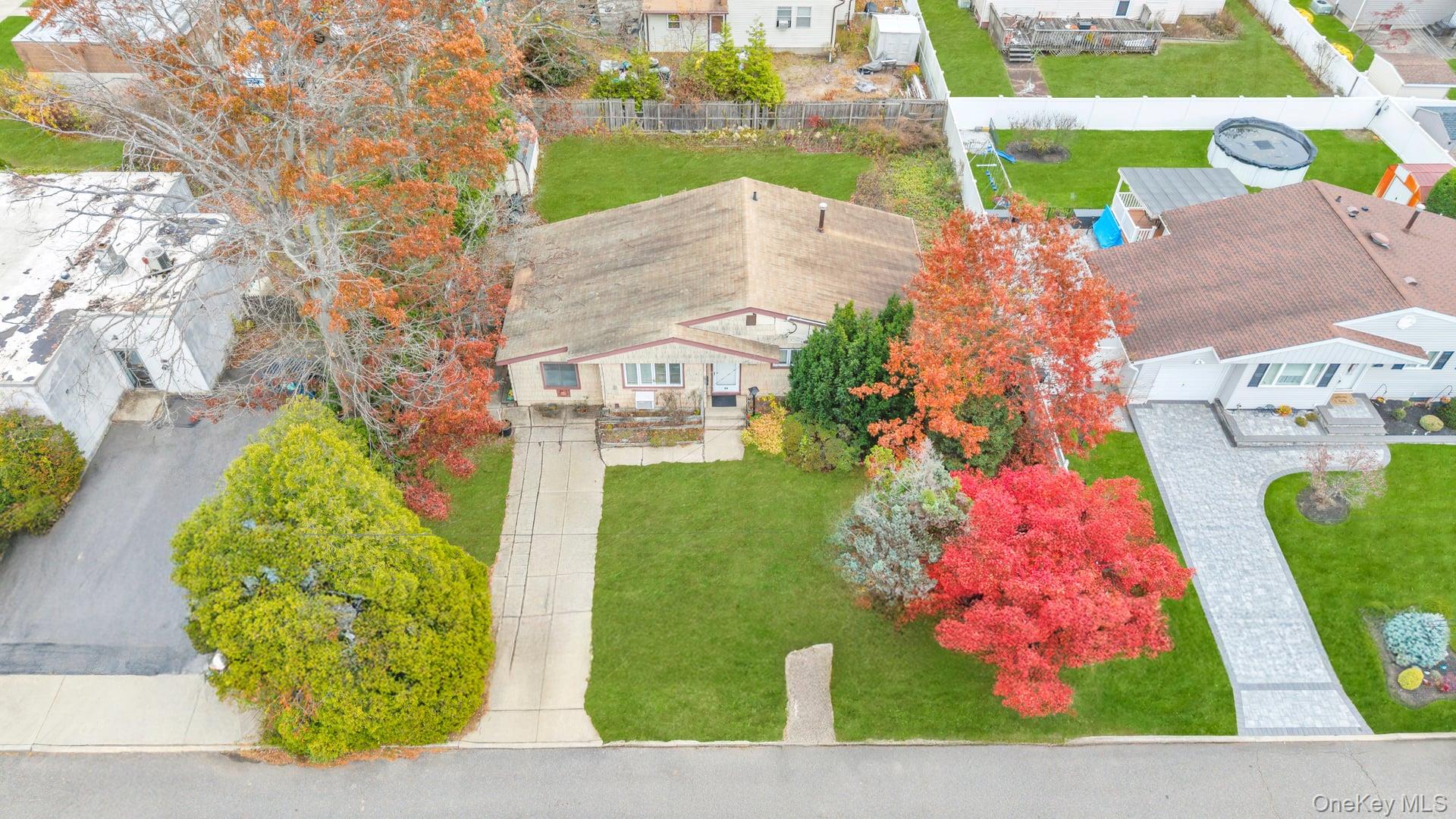 #5 photo, 13 W 15th Street, Deer Park , NY 11729