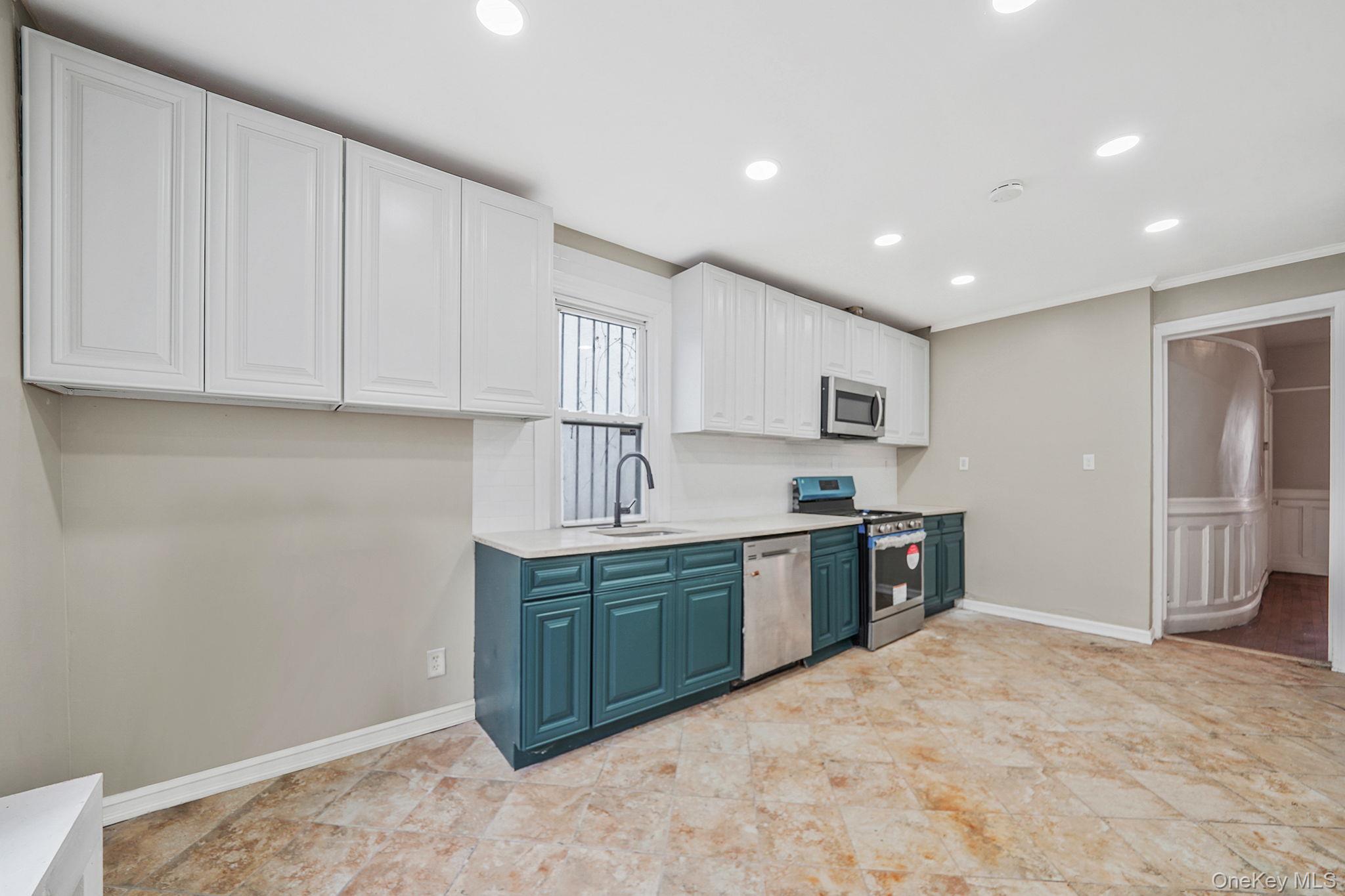 #15 photo, 155 Hawthorne Avenue, Yonkers , NY 10701