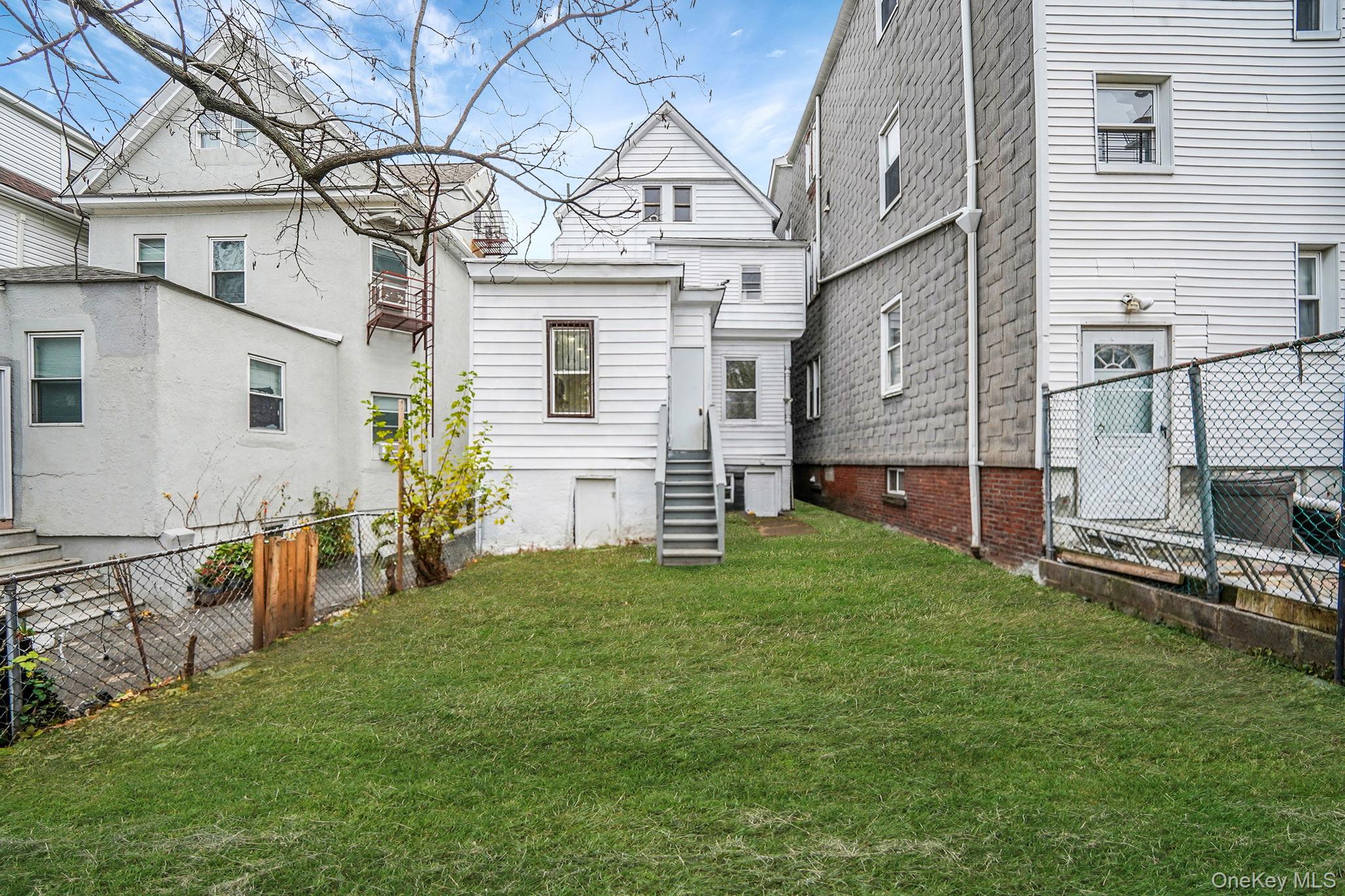 #5 photo, 155 Hawthorne Avenue, Yonkers , NY 10701