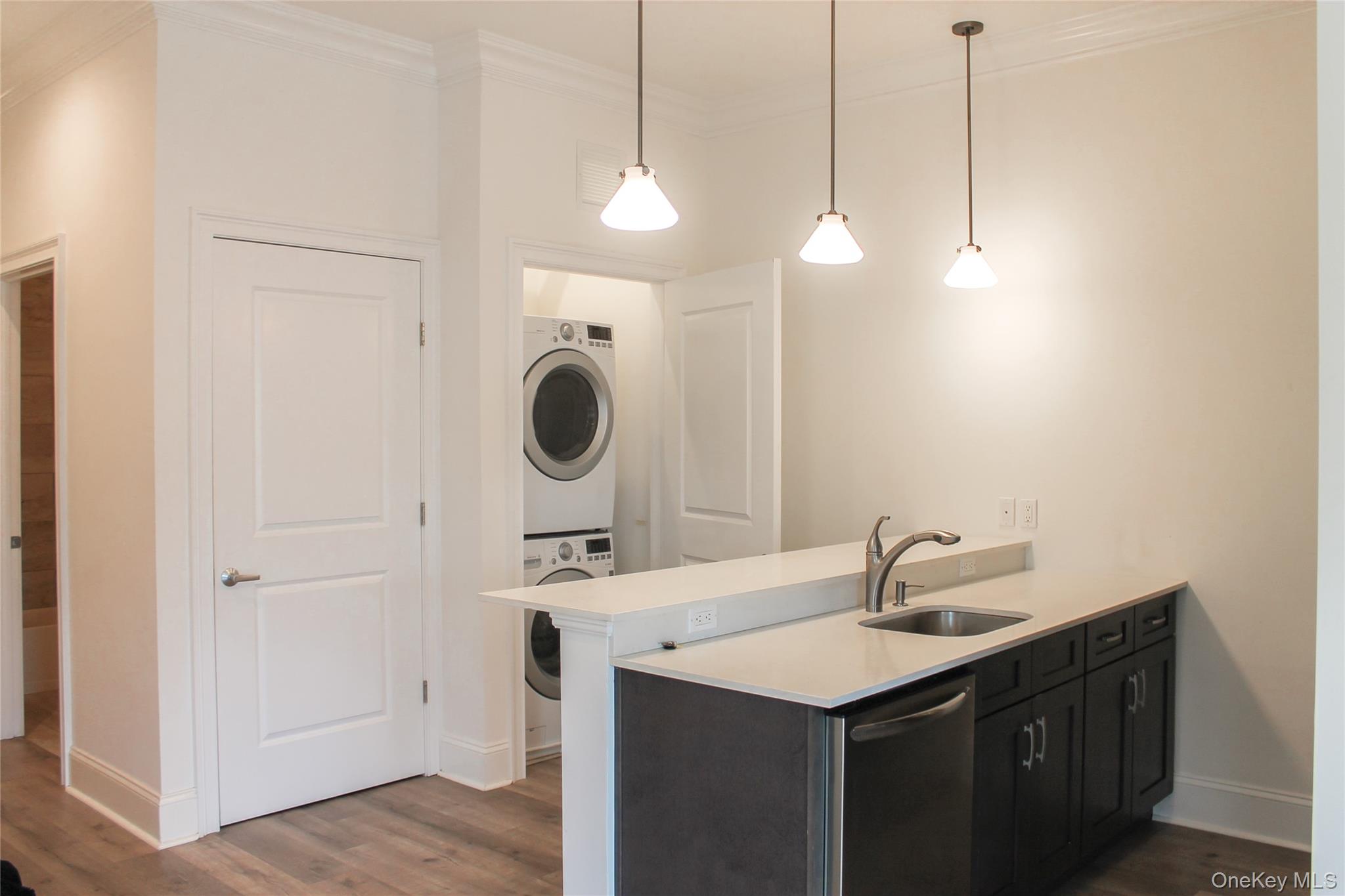 #5 photo, 226 New York Avenue, Huntington , NY 11743