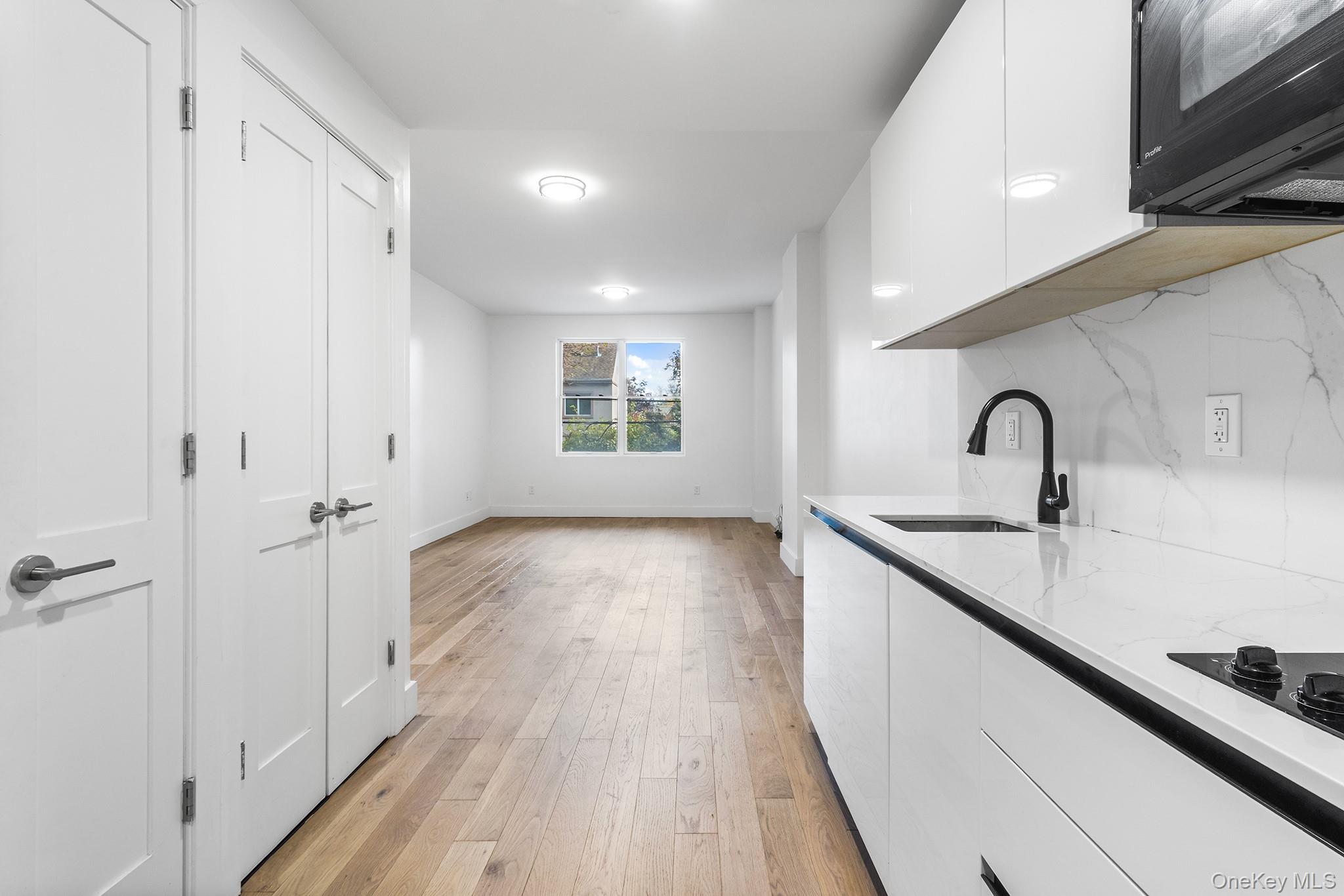 #5 photo, 1901 Ocean Avenue, Brooklyn , NY 11230