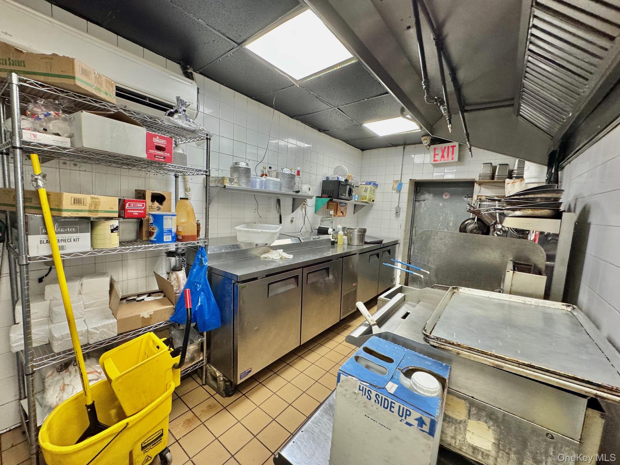 #12 photo, 330 Halsey Street, Brooklyn , NY 11216