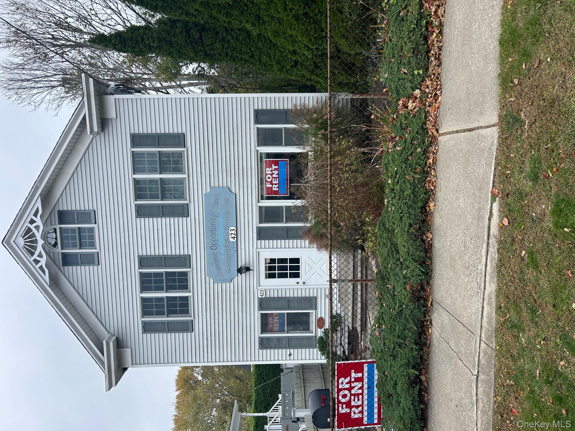 #1 photo, 423 First Avenue, Greenport , NY 11944