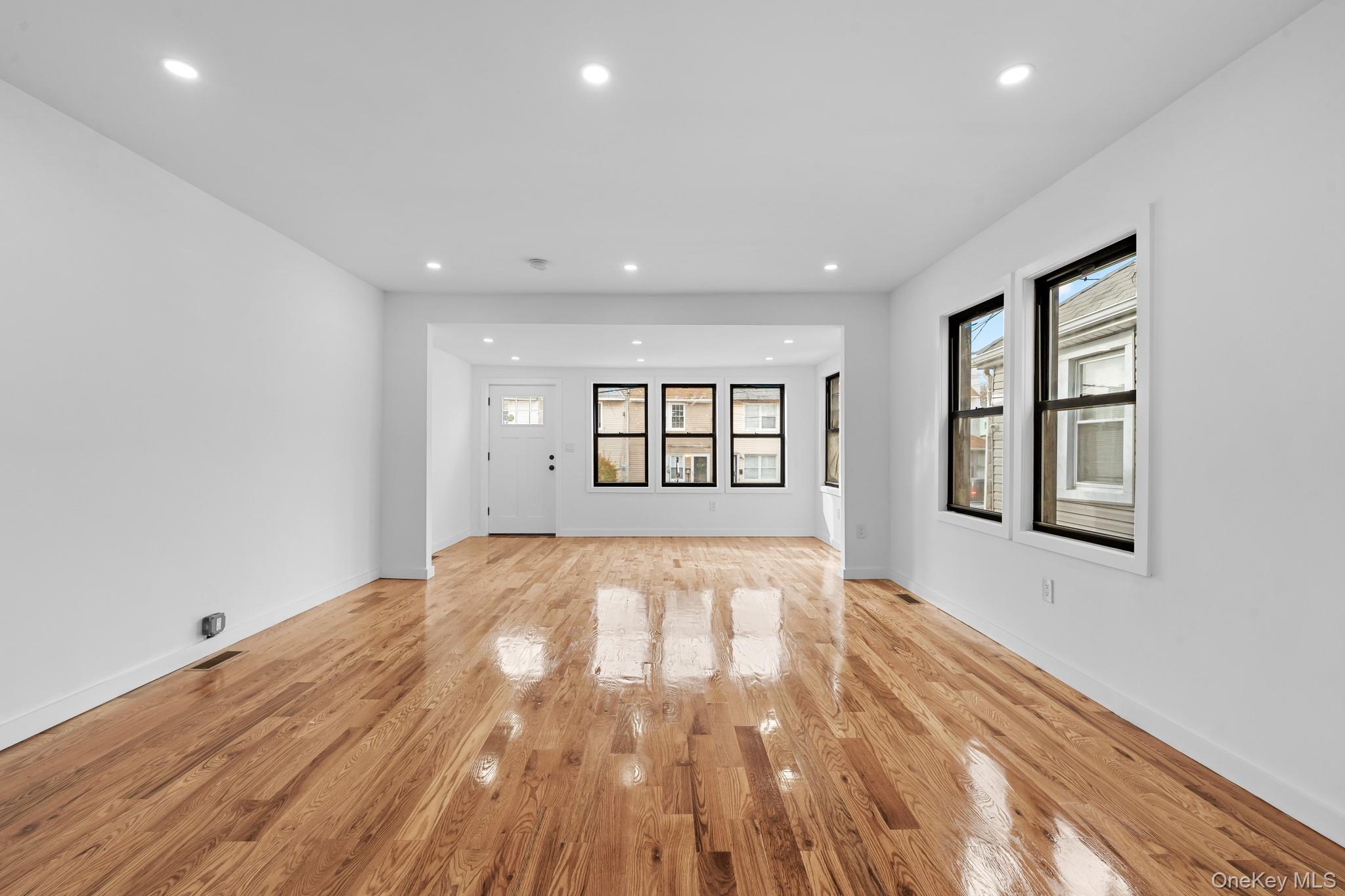 #6 photo, 11519 147th Street, Jamaica , NY 11436