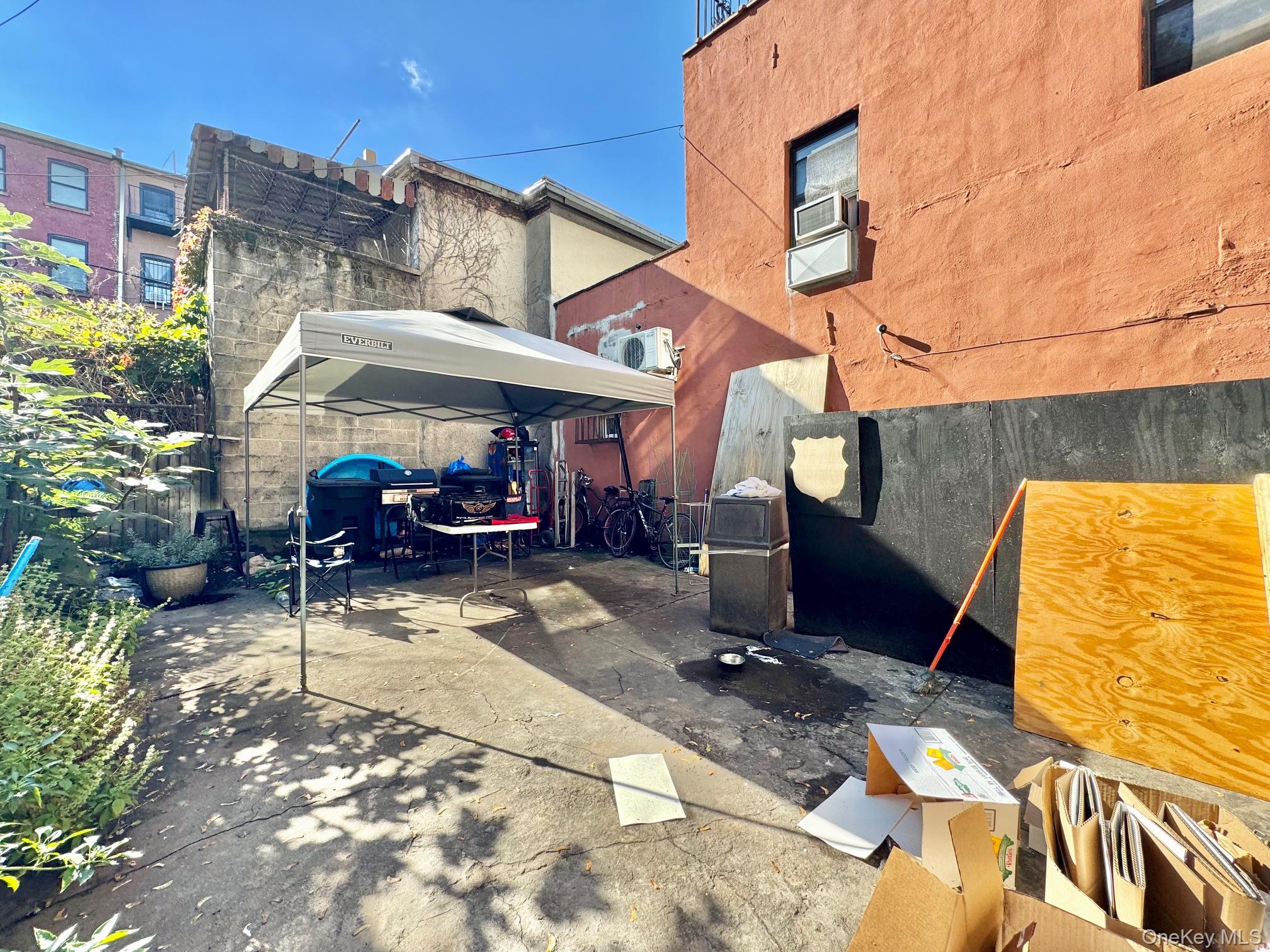 #3 photo, 330 Halsey Street, Brooklyn , NY 11216