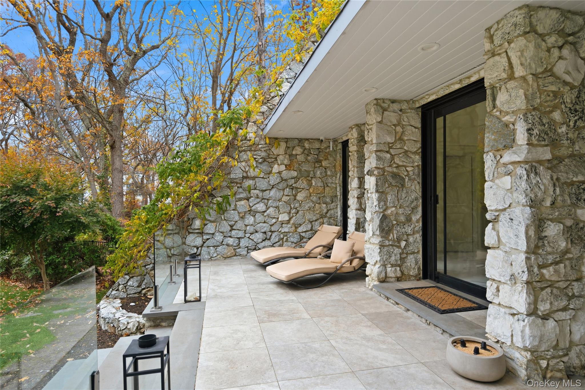 #4 photo, 40 W View Drive, Upper Brookville , NY 11771