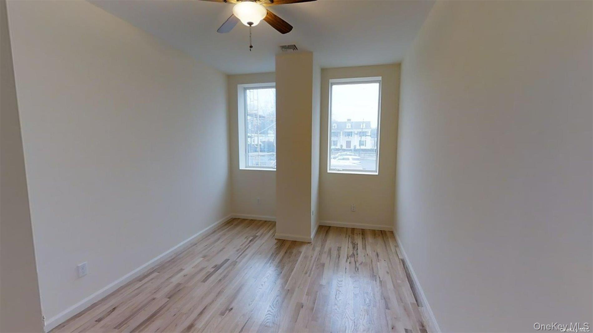 #11 photo, 417 New York Avenue, Huntington , NY 11743