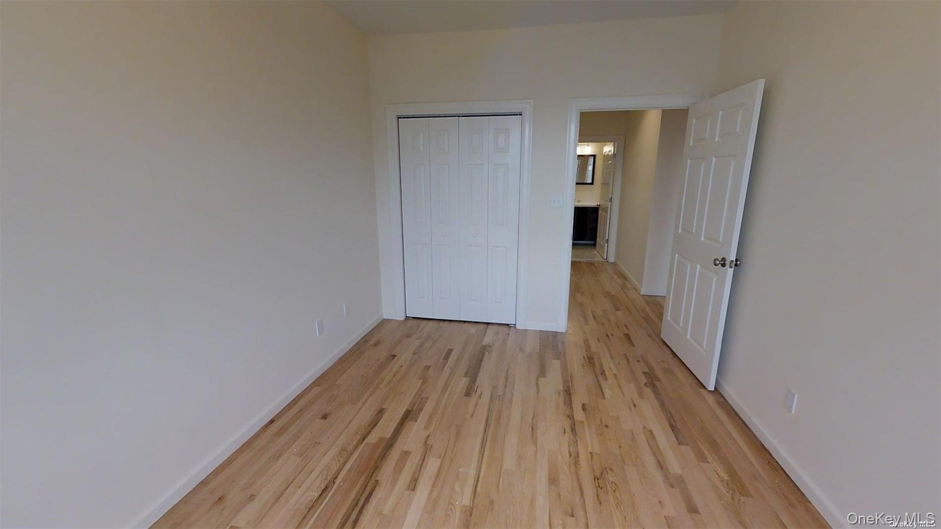 #14 photo, 417 New York Avenue, Huntington , NY 11743