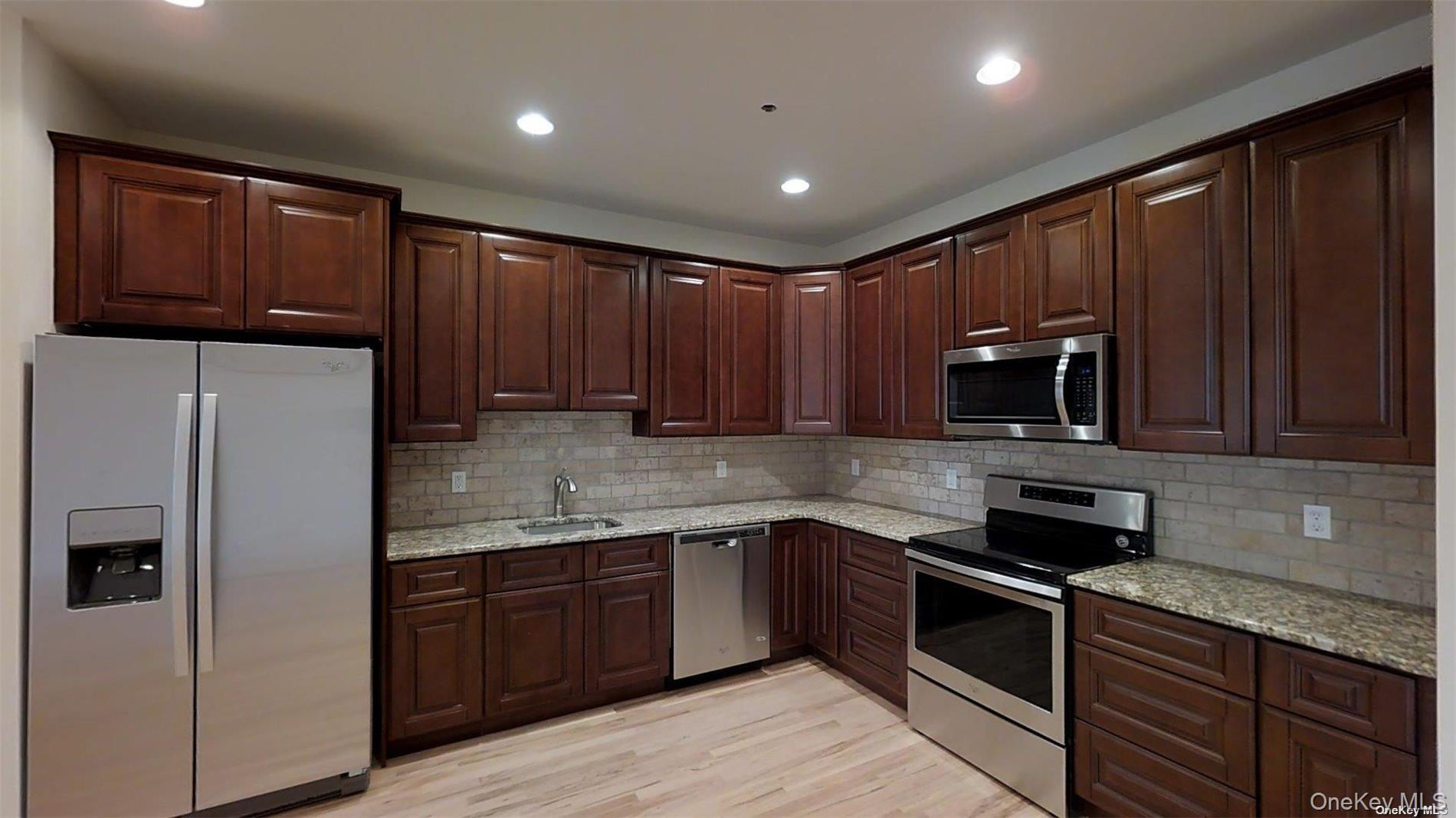 #2 photo, 417 New York Avenue, Huntington , NY 11743