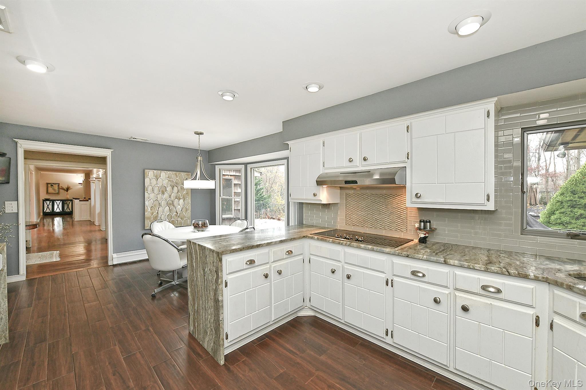 #12 photo, 3 Pewter Place, Dix Hills , NY 11746