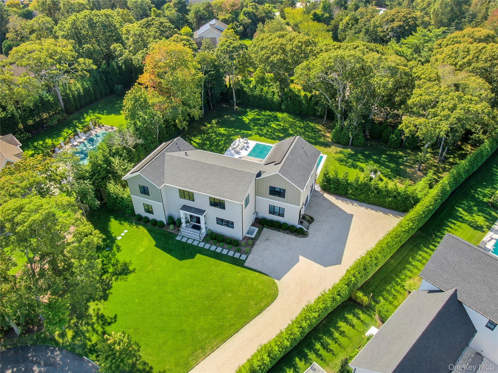 #2 photo, 4 Piperwoods Lane, Quogue , NY 11959