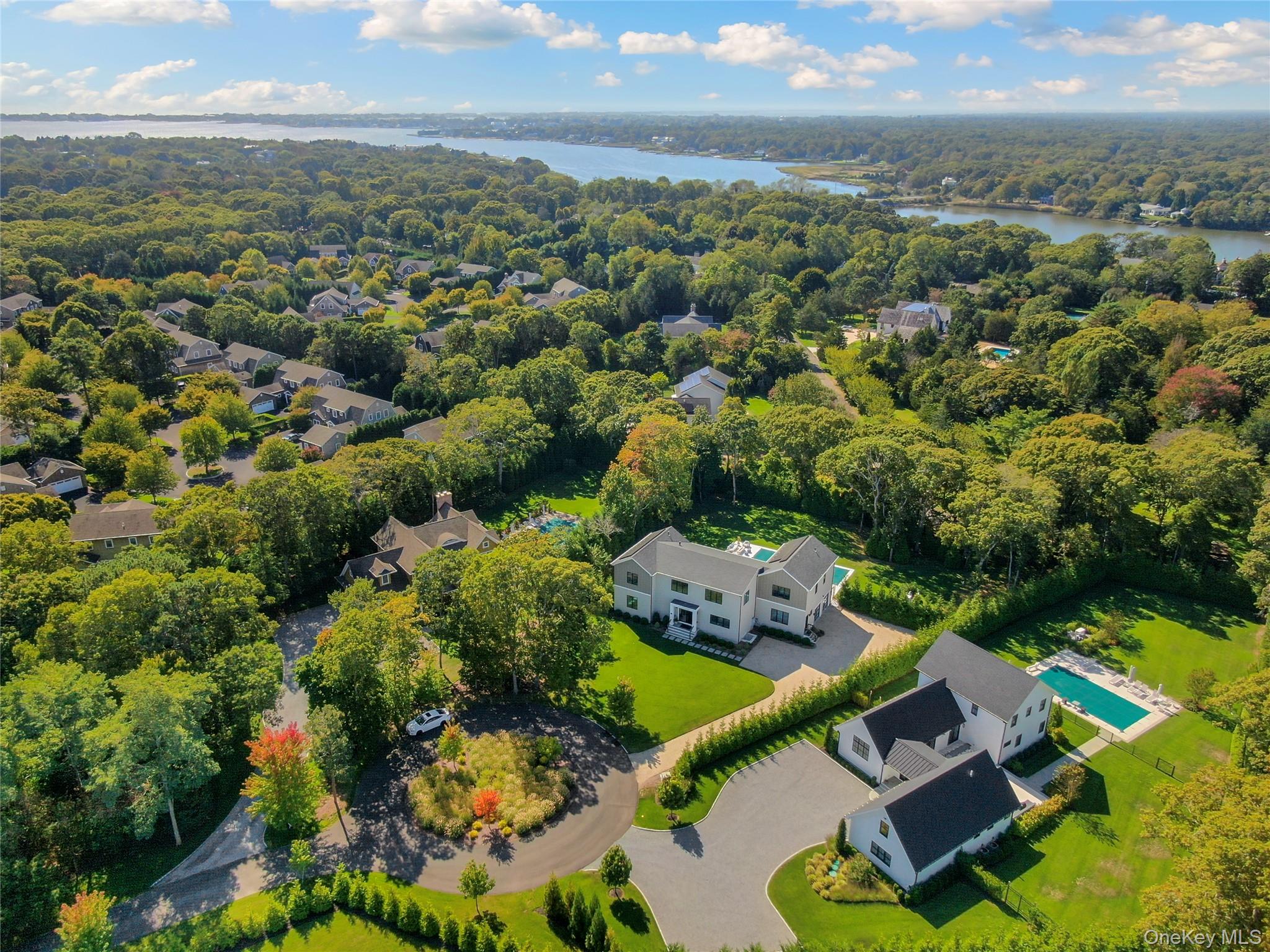 #3 photo, 4 Piperwoods Lane, Quogue , NY 11959