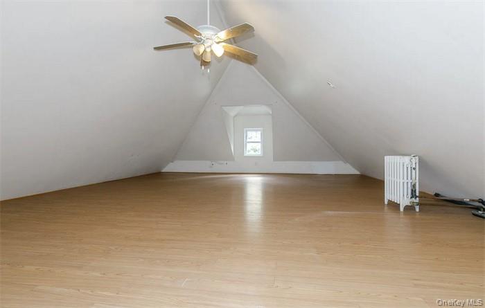 #14 photo, 11 Floyd Place, Great Neck , NY 11024