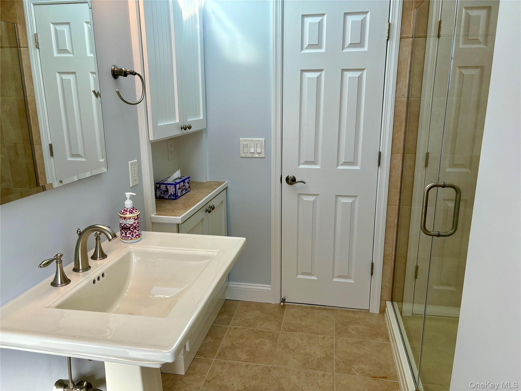 #19 photo, 223 Timberpoint Road, East Islip , NY 11730