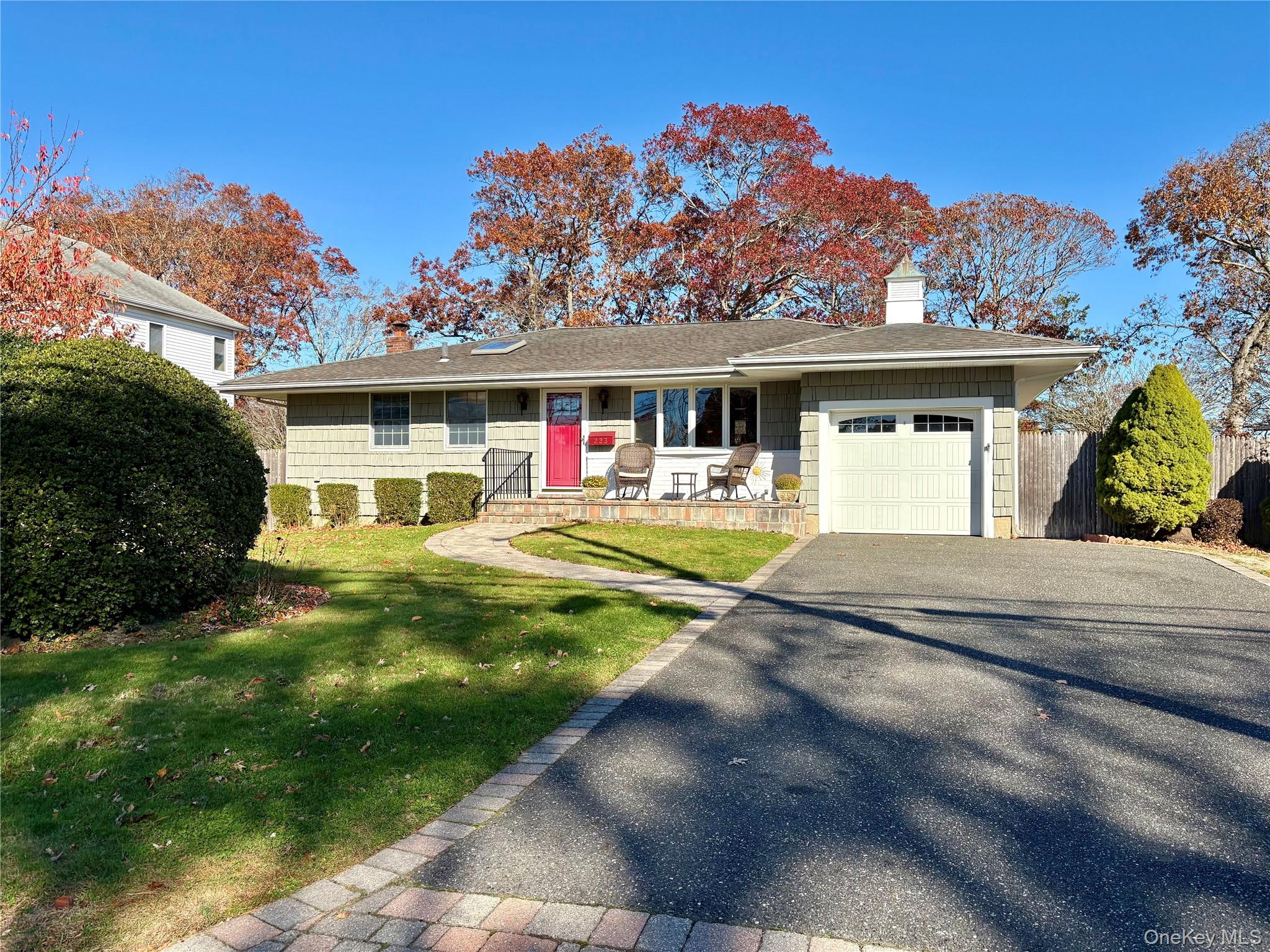 #3 photo, 223 Timberpoint Road, East Islip , NY 11730