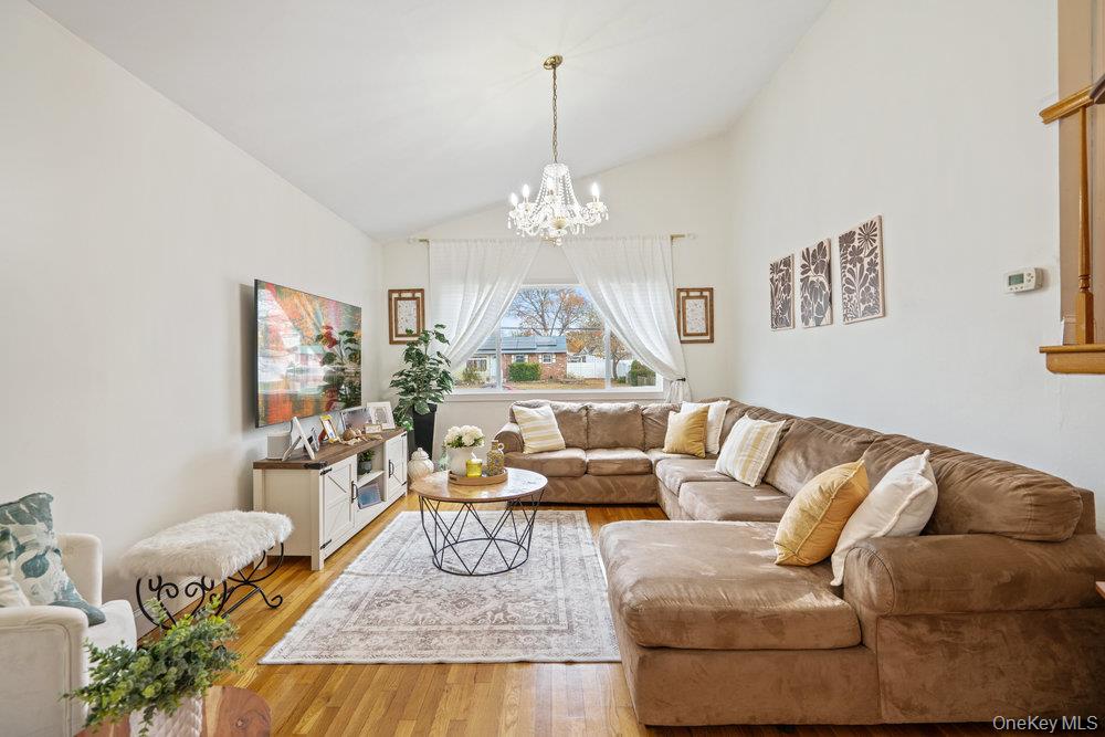 #10 photo, 20 Laurie Road, Brentwood , NY 11717