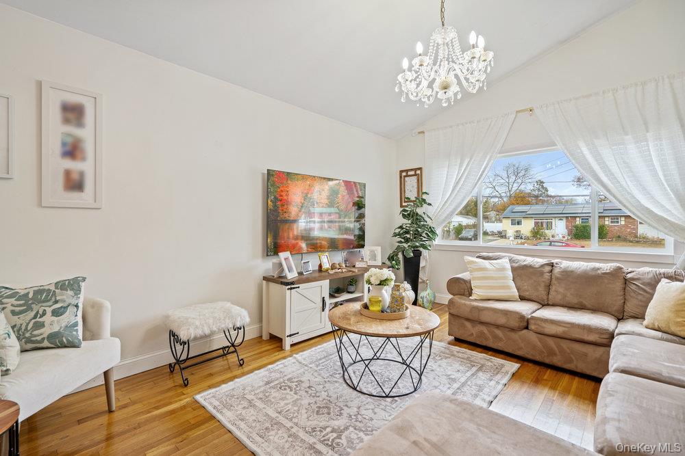 #11 photo, 20 Laurie Road, Brentwood , NY 11717