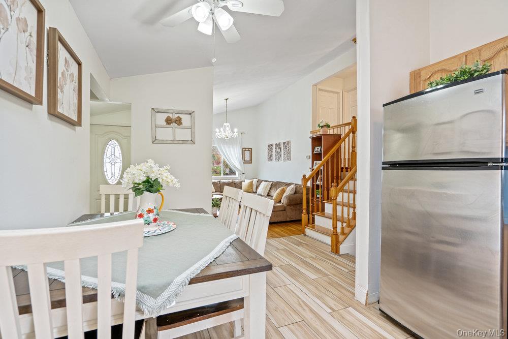 #7 photo, 20 Laurie Road, Brentwood , NY 11717