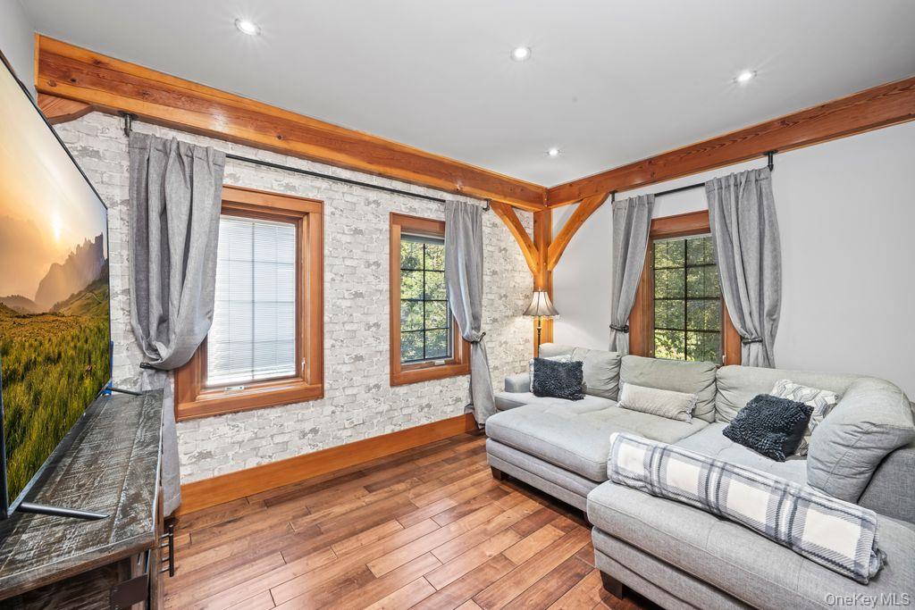 #13 photo, 191 Nevada Avenue, Staten Island , NY 10306