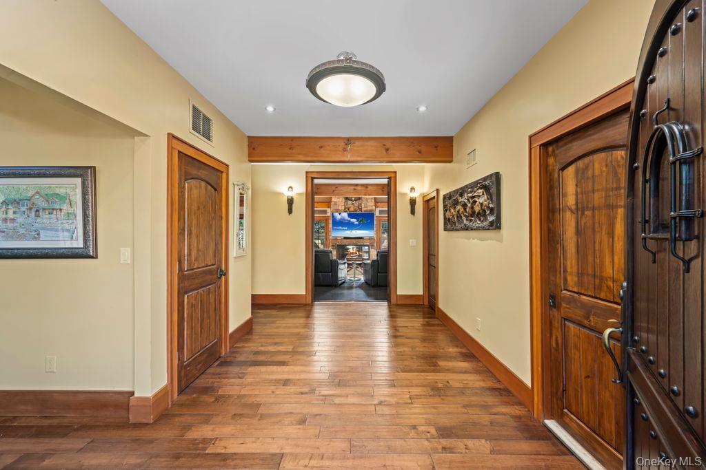 #3 photo, 191 Nevada Avenue, Staten Island , NY 10306