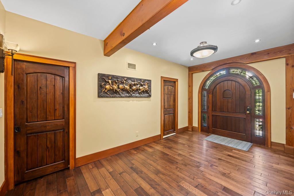 #4 photo, 191 Nevada Avenue, Staten Island , NY 10306