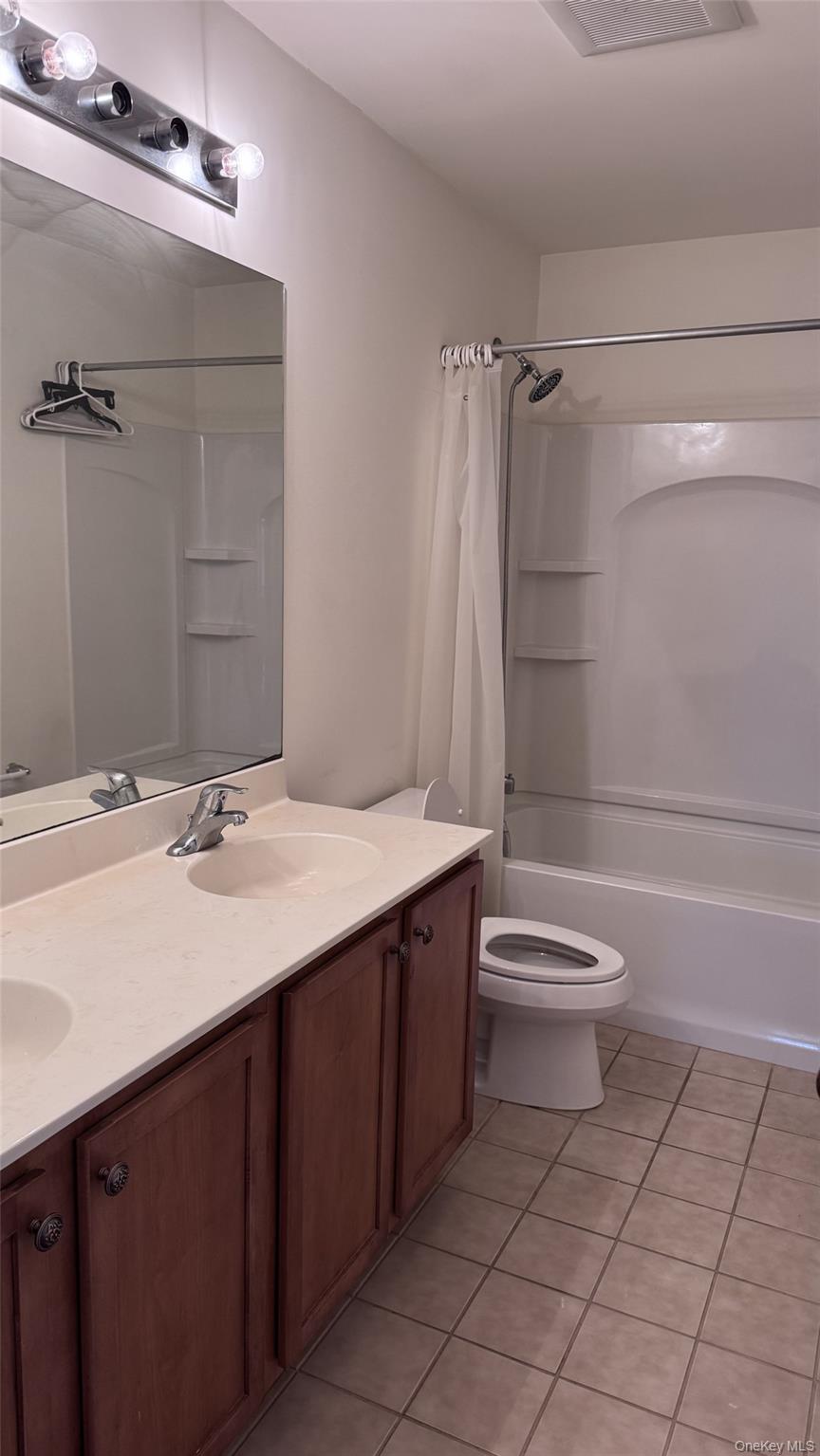 #16 photo, 245 Buttonwood Way, Hopewell Junction , NY 12533